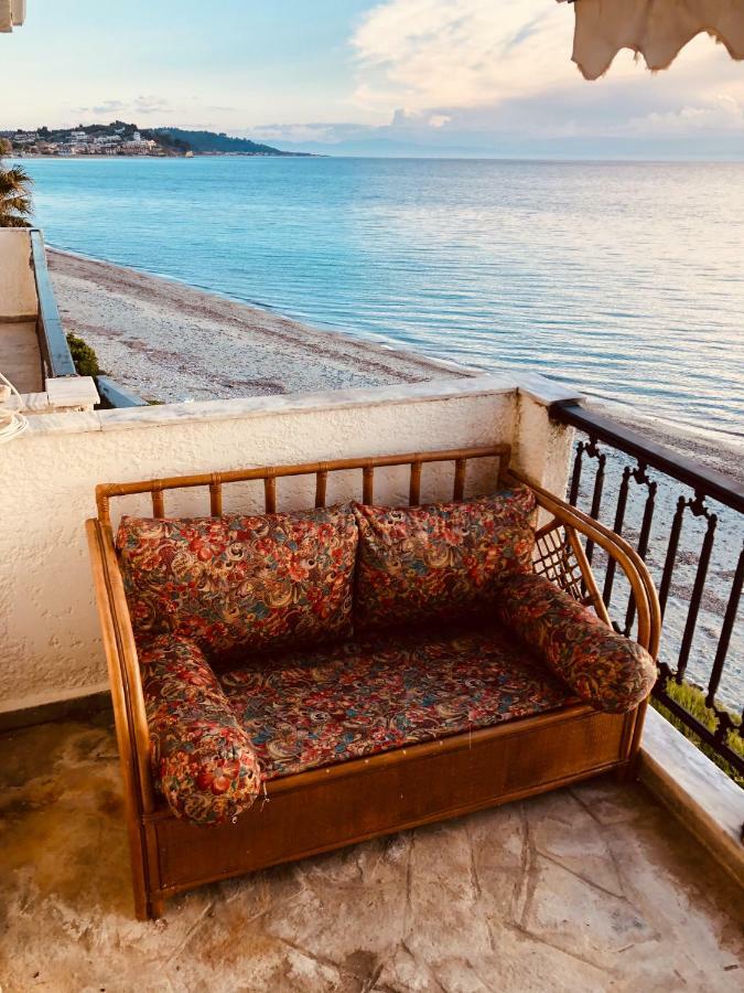 Seafront Maisonette In Fourka Buitenkant foto